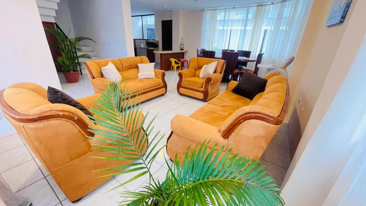 Amplio Departamento Con Garage Y Cerca Al Shopping Santo Domingo de los Colorados