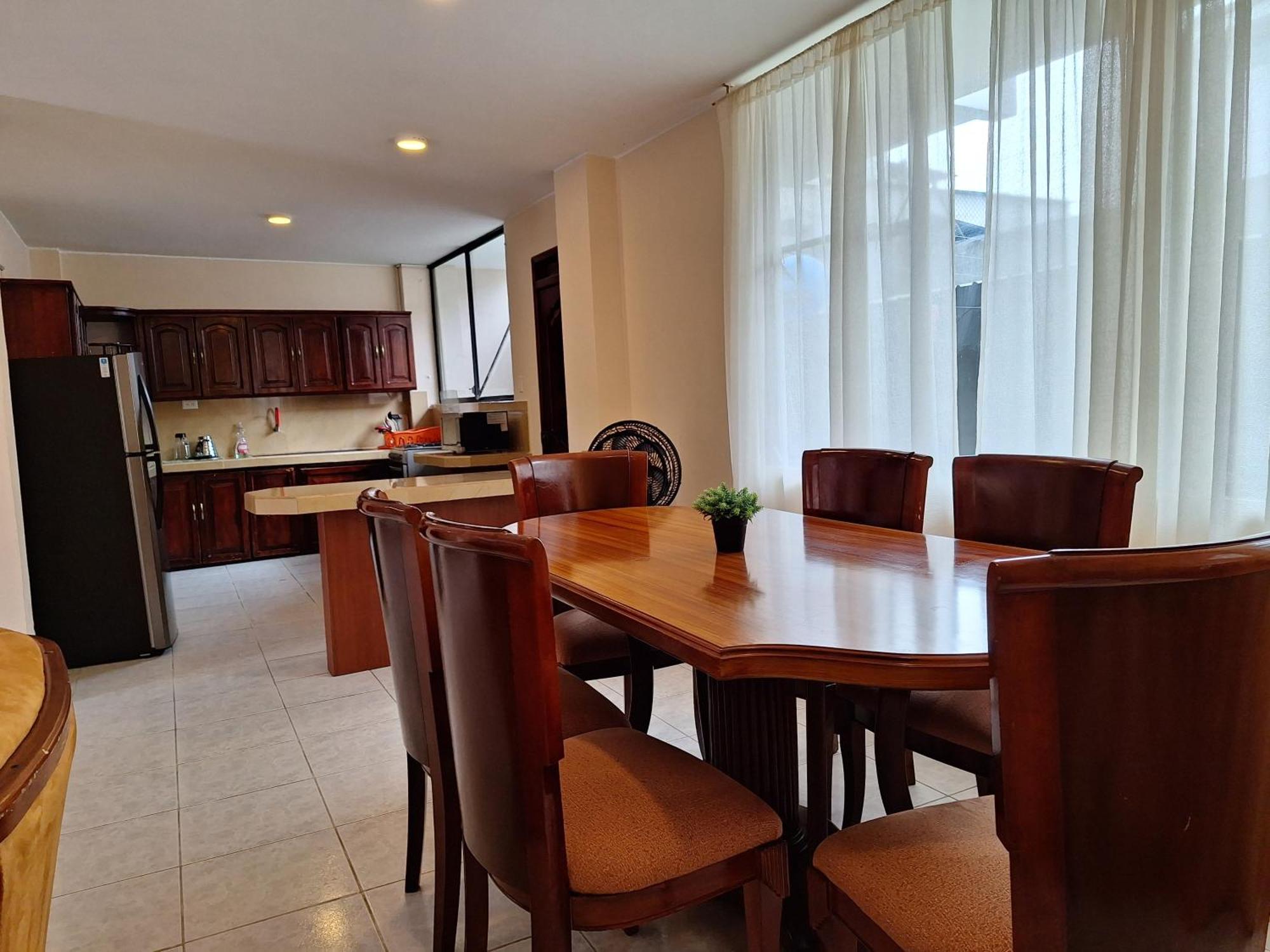 Amplio Departamento Con Garage Y Cerca Al Shopping Santo Domingo de los Colorados